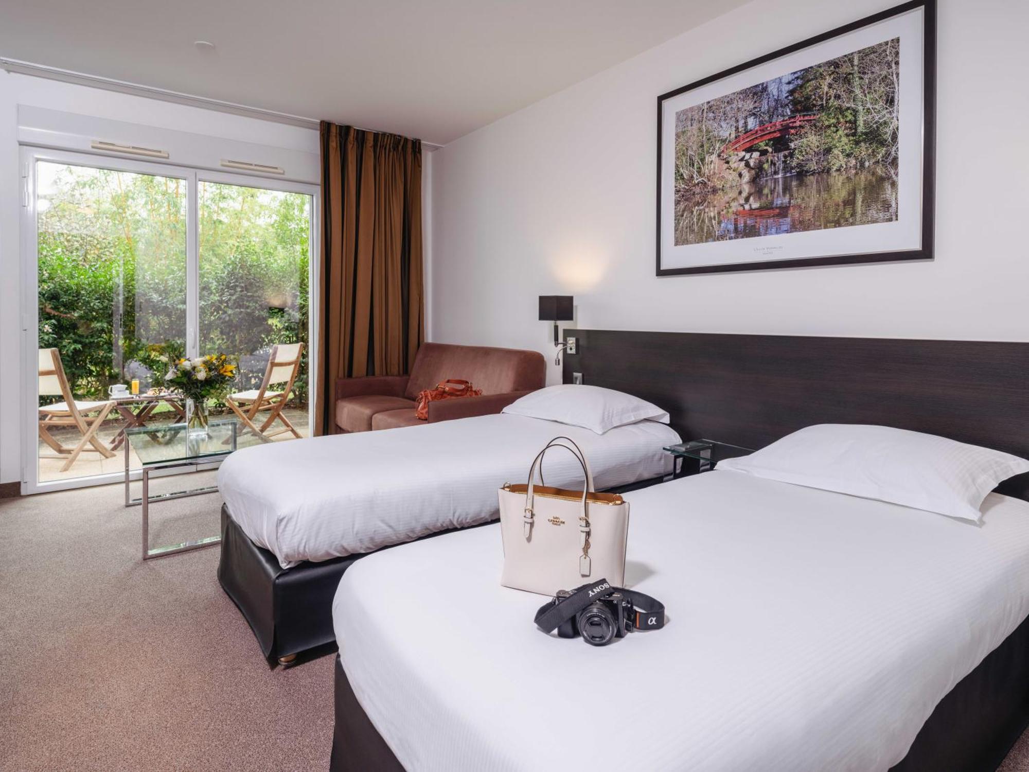 Westotel Life Nantes Каркфу Экстерьер фото
