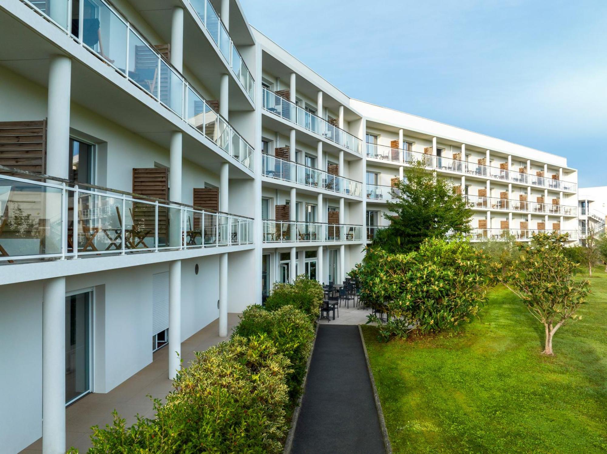 Westotel Life Nantes Каркфу Экстерьер фото