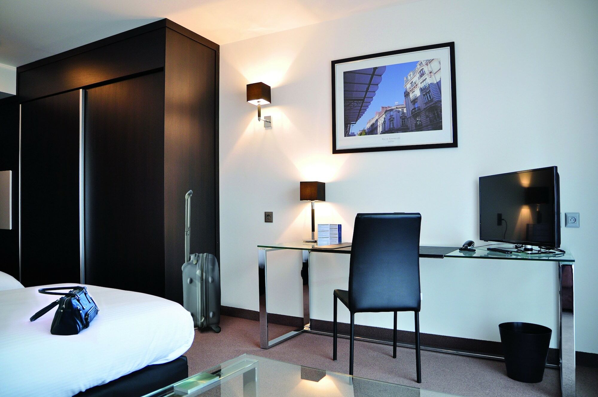 Westotel Life Nantes Каркфу Экстерьер фото