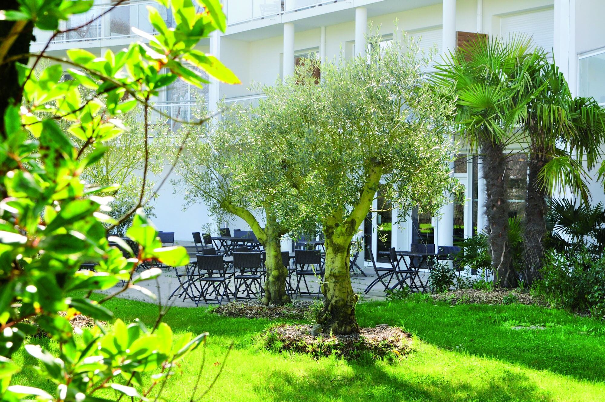Westotel Life Nantes Каркфу Экстерьер фото